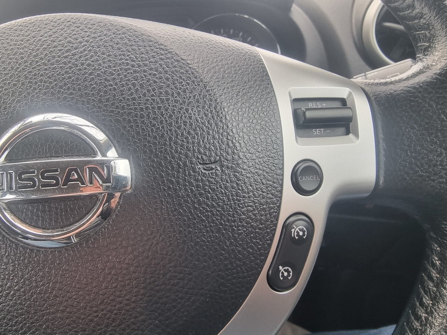 Used Nissan Qashqai 2011 for sale - 77247503: Photo 44