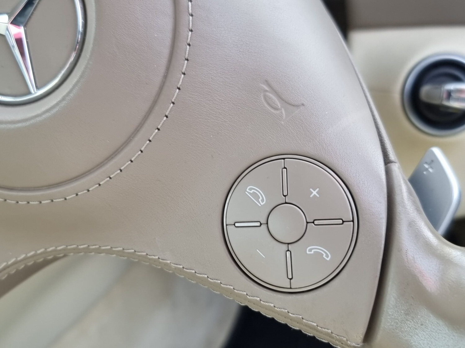 Used Mercedes-Benz SL 2010 for sale - 77579674: Photo 25