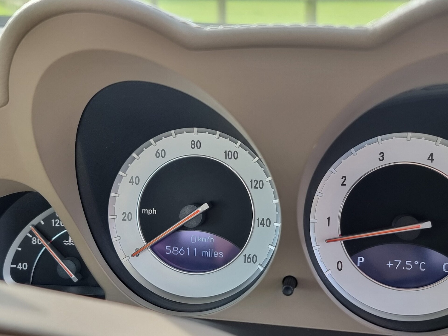 Used Mercedes-Benz SL 2010 for sale - 77579674: Photo 27