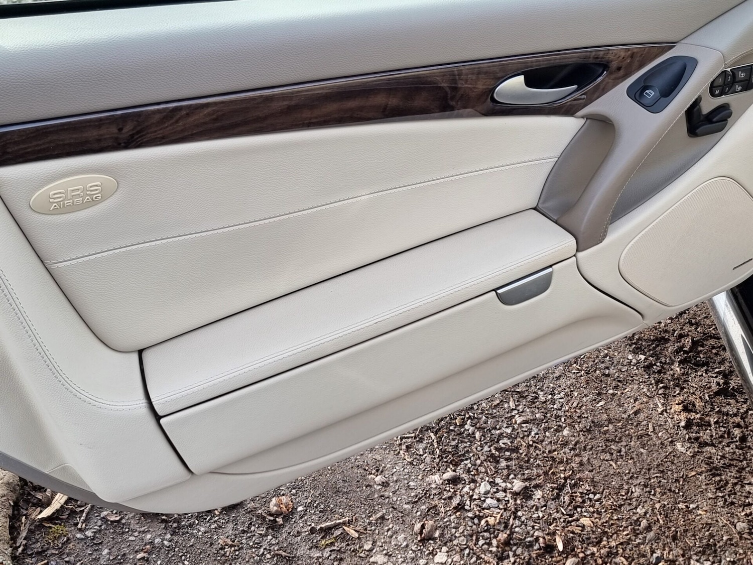 Used Mercedes-Benz SL 2010 for sale - 77579674: Photo 31