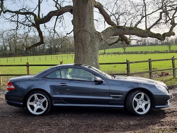 Used Mercedes-Benz SL 2010 for sale - 77579674: Photo