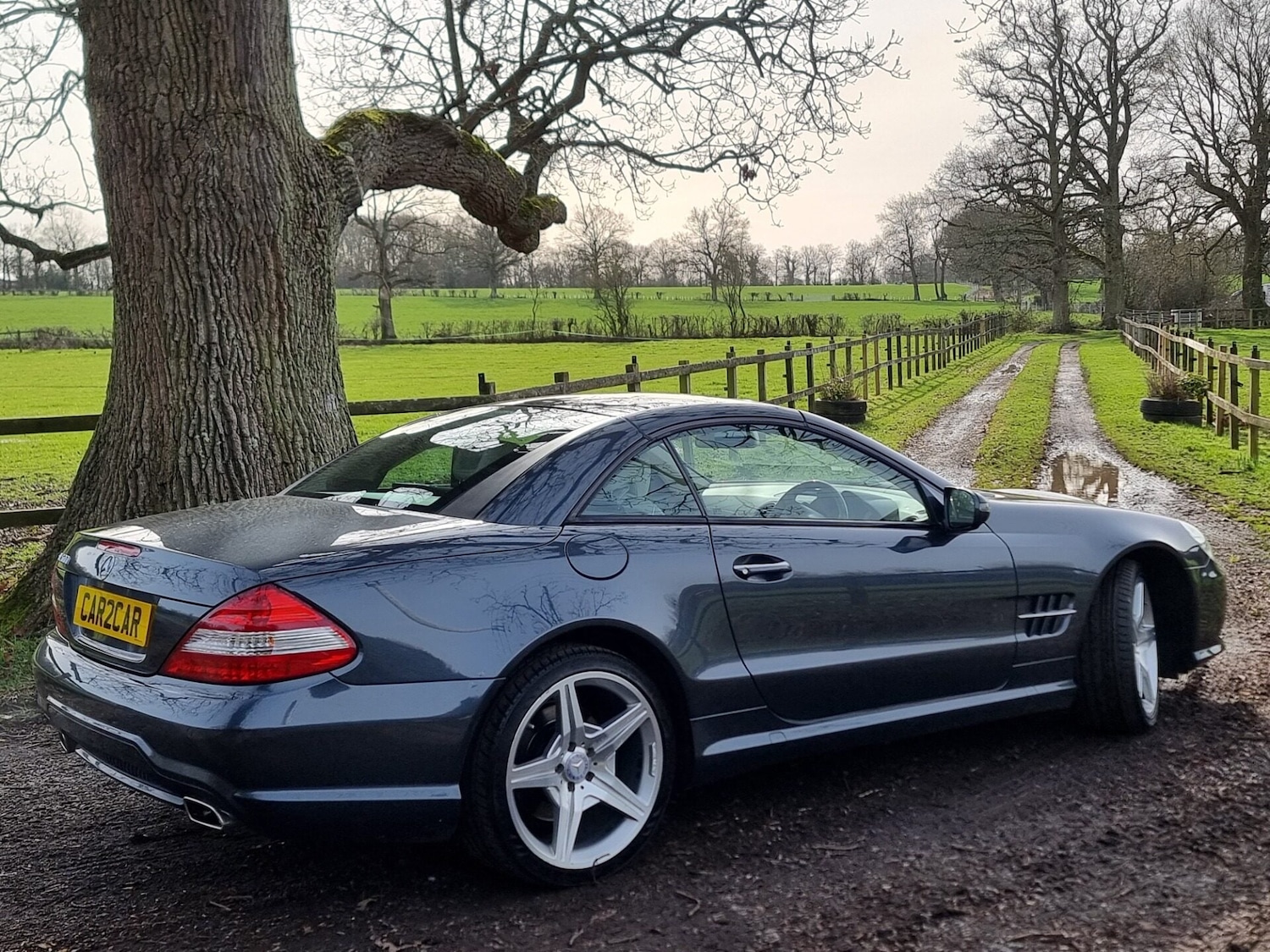 Used Mercedes-Benz SL 2010 for sale - 77579674: Photo 4