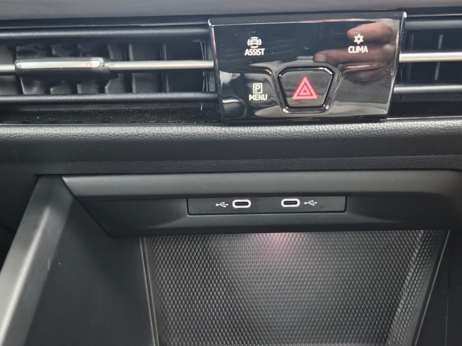 Used Volkswagen Golf 2023 for sale - 75987366: Photo 18