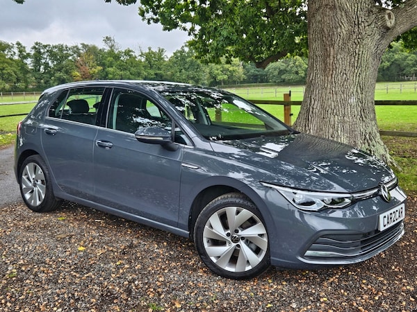 Used Volkswagen Golf 2023 for sale - 75987366: Photo 2