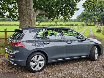 Used Volkswagen Golf 2023 for sale - 75987366: Photo 4
