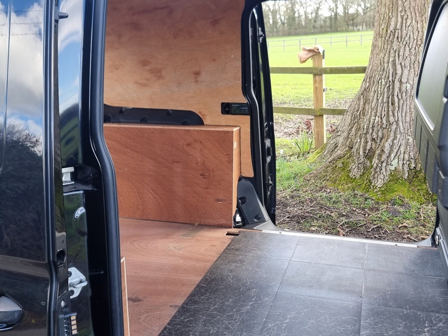 Used Volkswagen Caddy Maxi 2021 for sale - 77890766: Photo 25