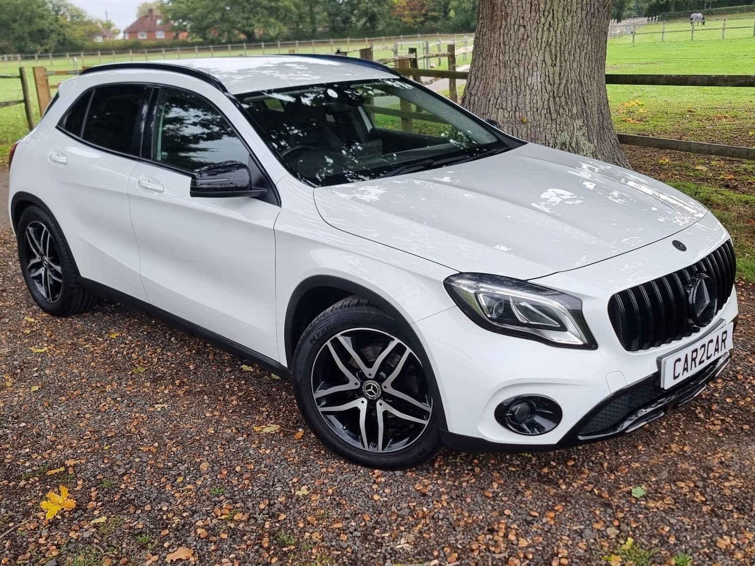 Used Mercedes-Benz GLA 2018 for sale - 76778174: Photo 2