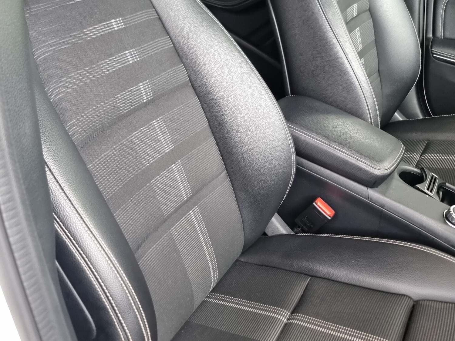 Used Mercedes-Benz GLA 2018 for sale - 76778174: Photo 39