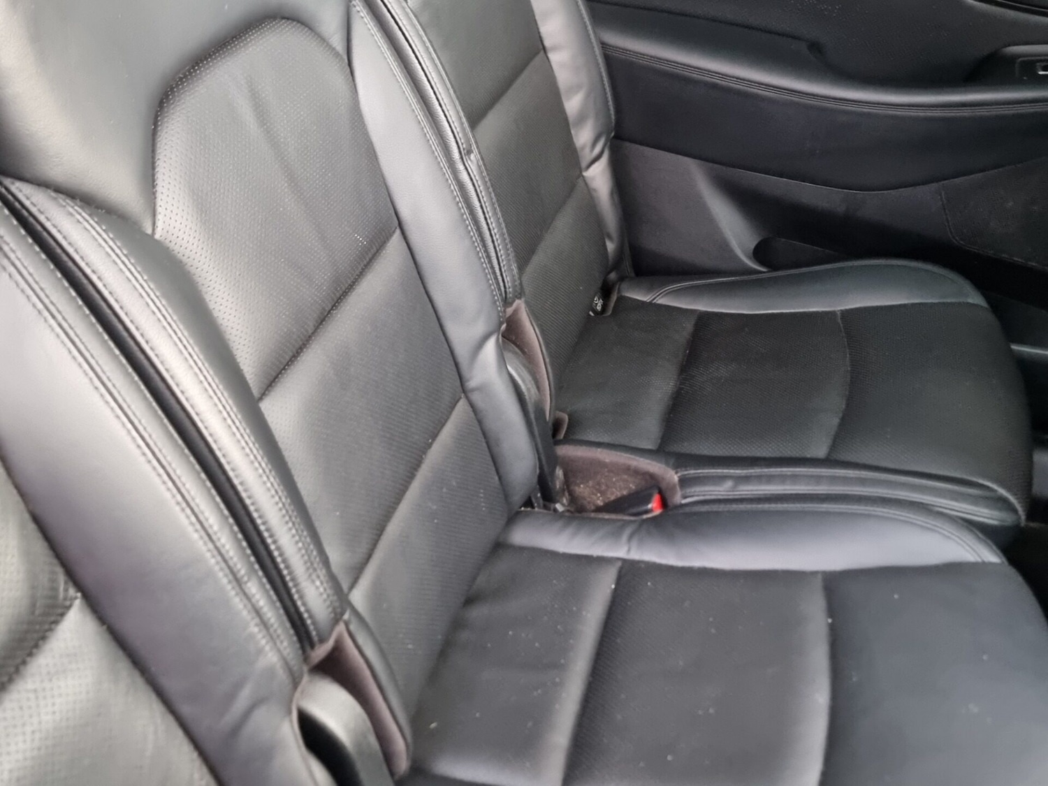 Used Kia Carens 2015 for sale - 76324059: Photo 29