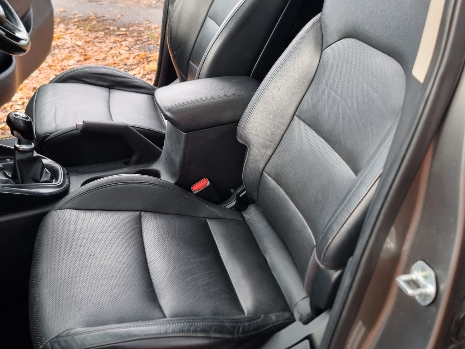 Used Kia Carens 2015 for sale - 76324059: Photo 36