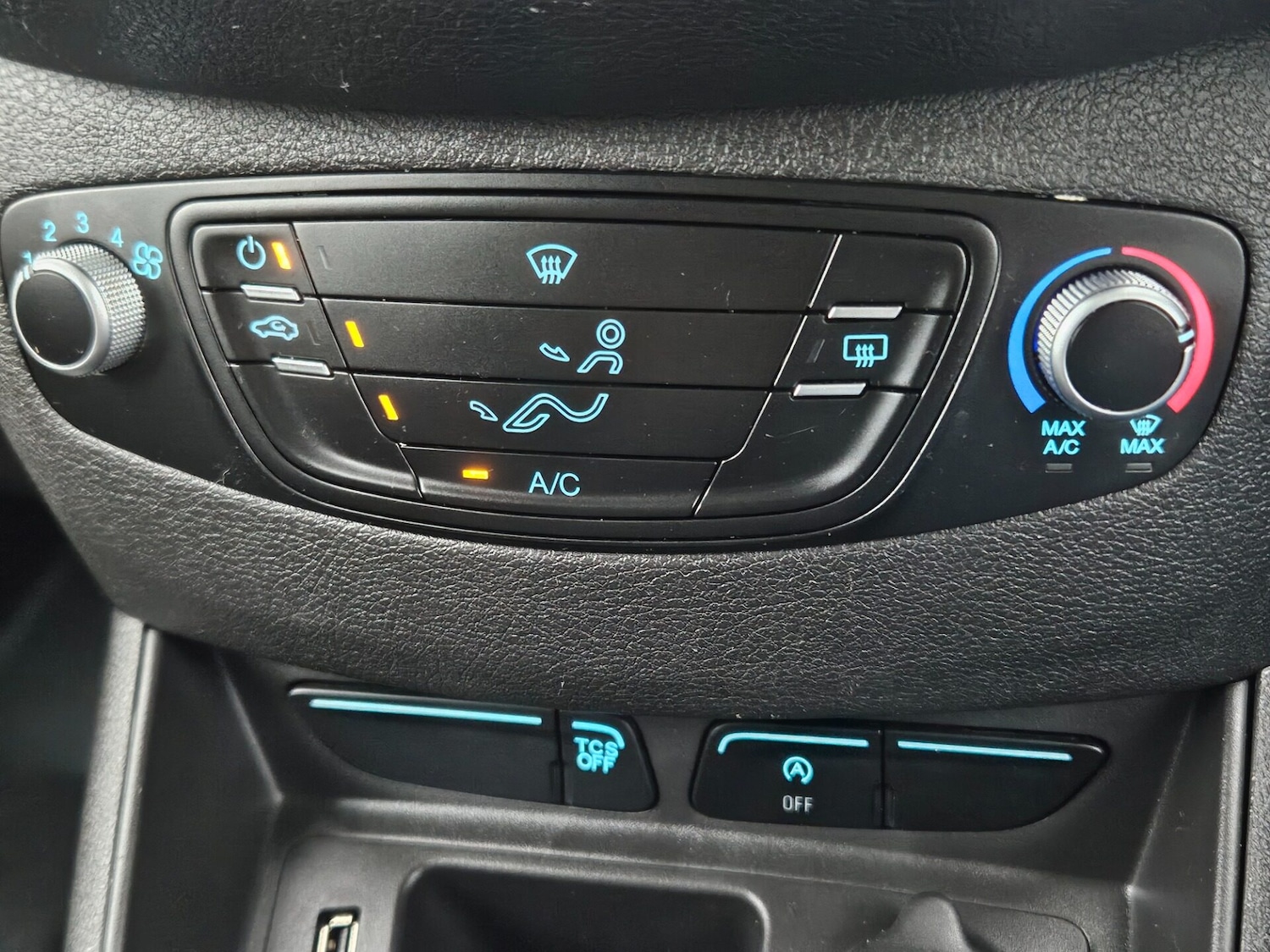 Used Ford Transit Courier 2019 for sale - 77048325: Photo 35