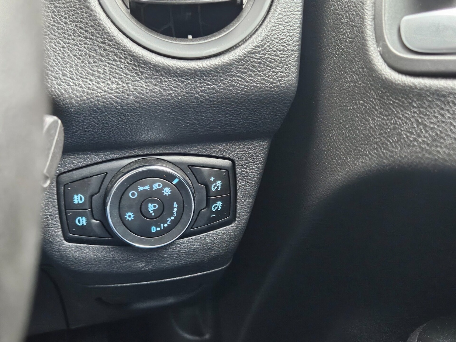 Used Ford Transit Courier 2019 for sale - 77048325: Photo 38