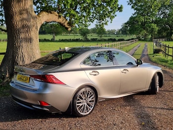 Used Lexus IS 2017 for sale - 78531536: Photo