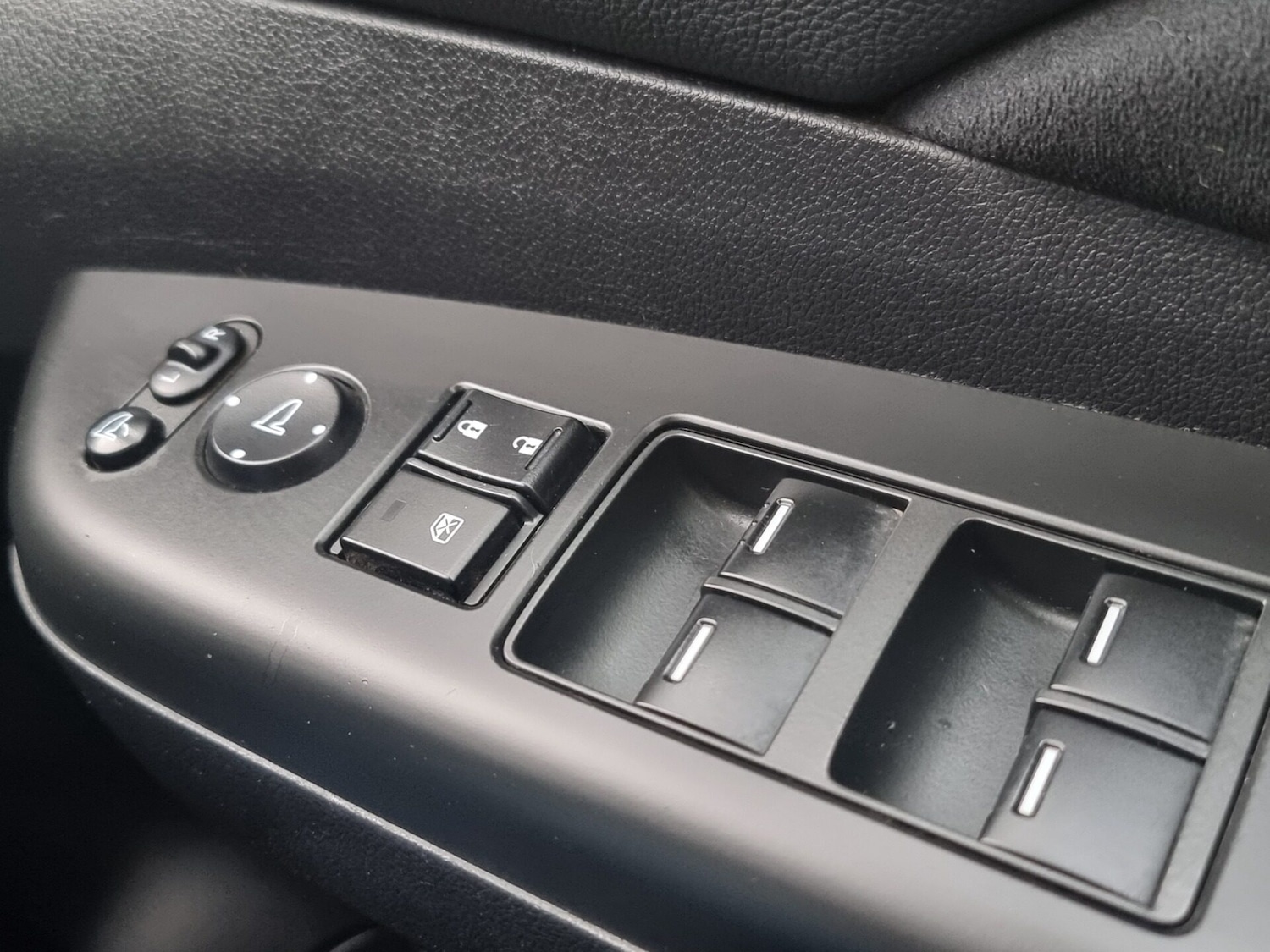 Used Honda CR-V 2013 for sale - 76961696: Photo 50