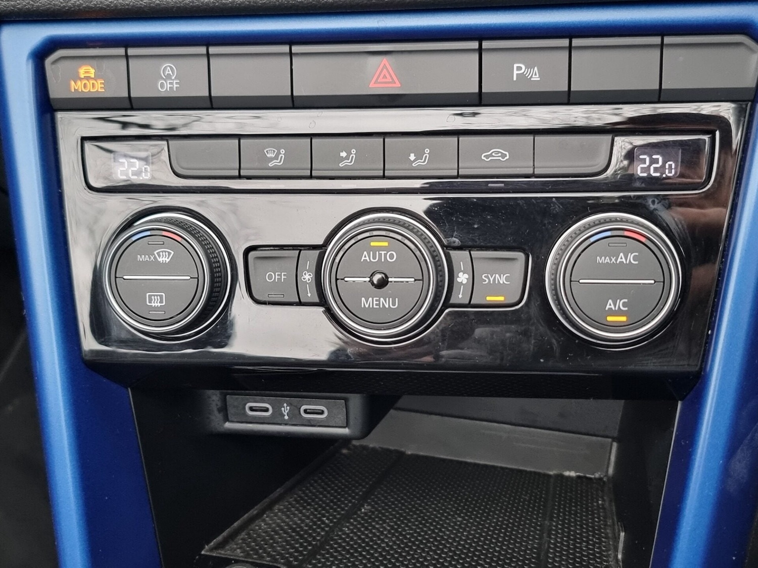 Used Volkswagen T-Roc 2022 for sale - 77649939: Photo 36