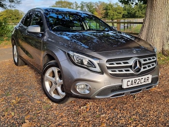 Mercedes-Benz - GLA
