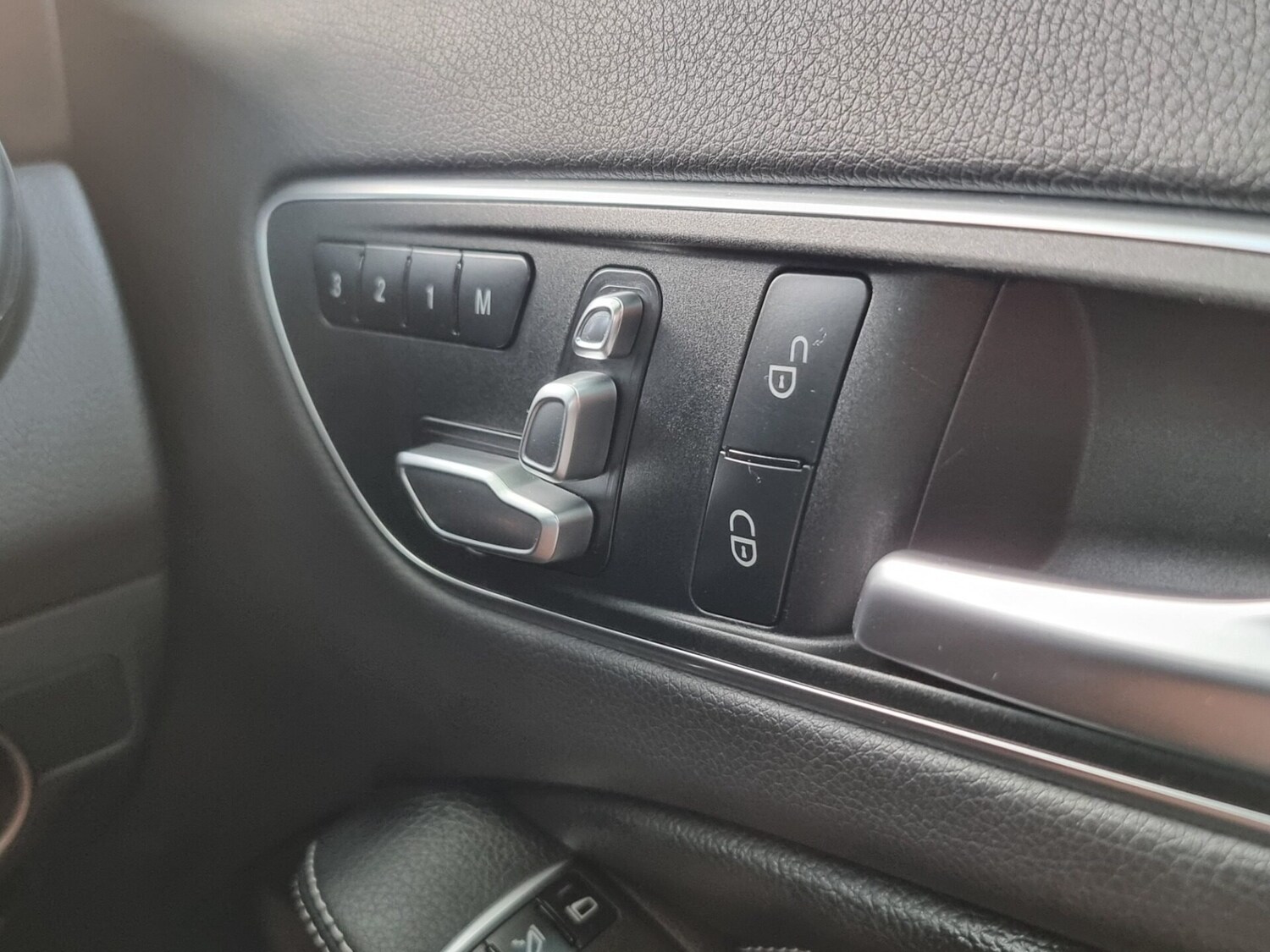 Used Mercedes-Benz GLA 2018 for sale - 76231416: Photo 42