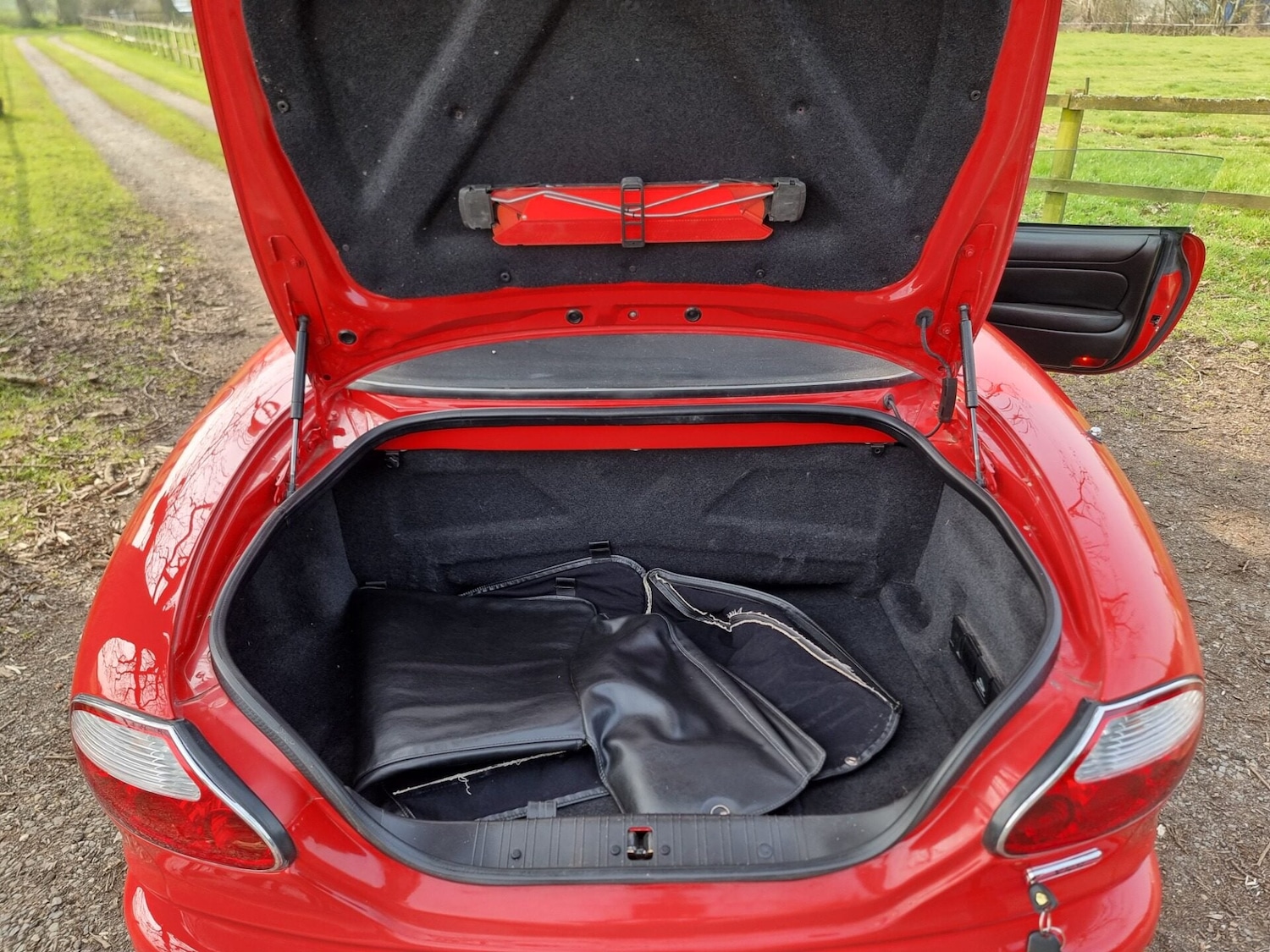 Used Jaguar XK8 2001 for sale - 77985016: Photo 36