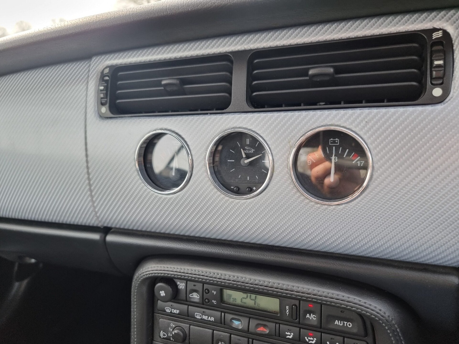 Used Jaguar XK8 2001 for sale - 77985016: Photo 41