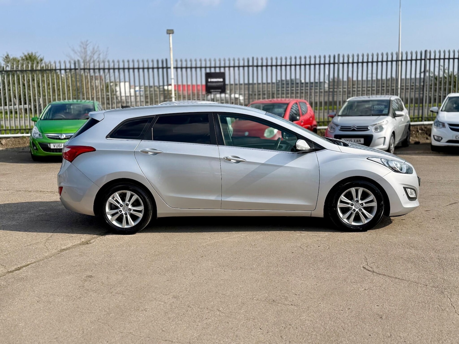 Used Hyundai i30 2013 for sale - 77982373: Photo 10