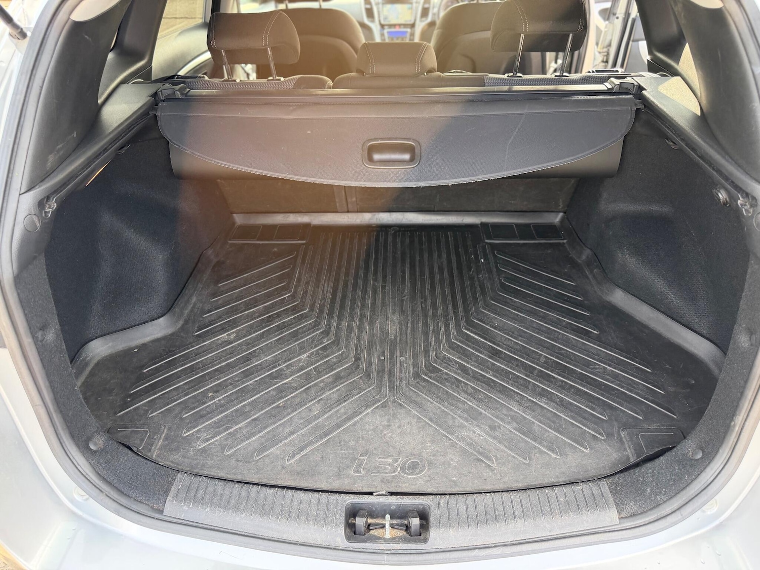 Used Hyundai i30 2013 for sale - 77982373: Photo 59