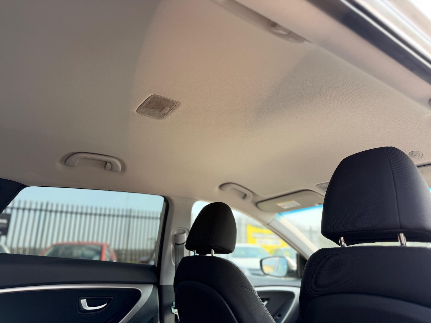 Used Hyundai i30 2013 for sale - 77982373: Photo 63