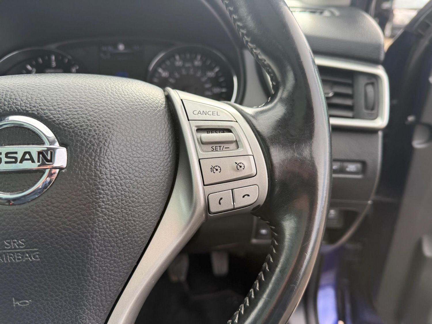 Used Nissan Qashqai 2015 for sale - 78047915: Photo 40