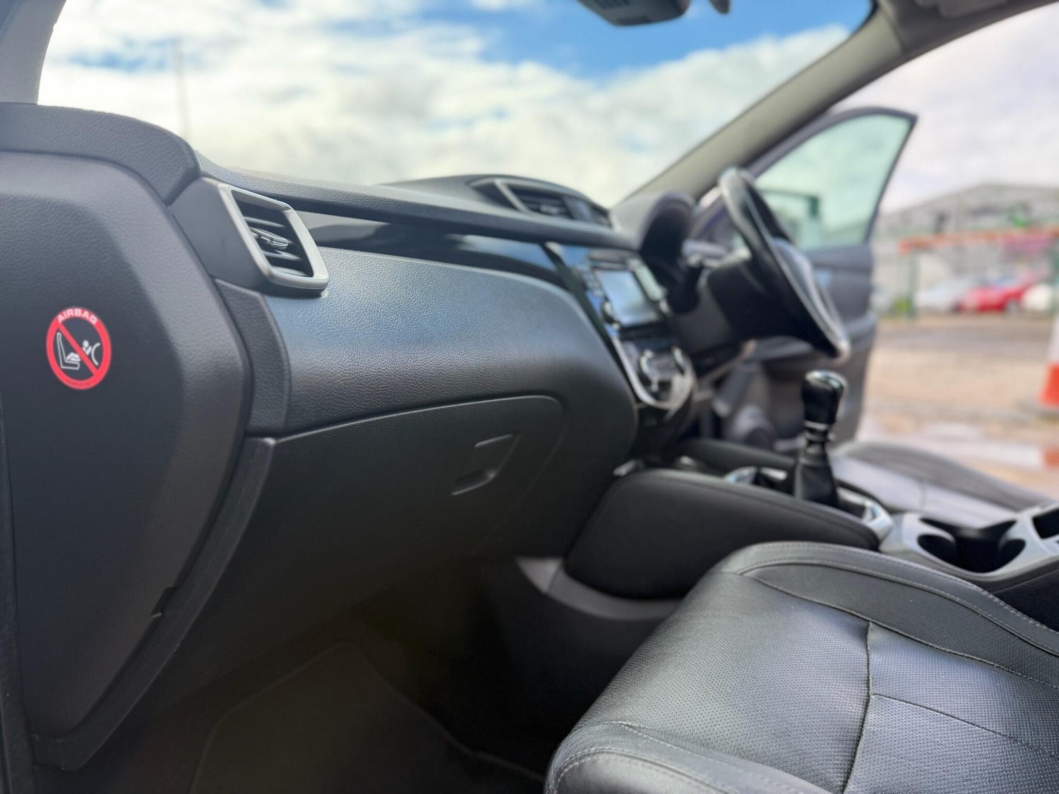 Used Nissan Qashqai 2015 for sale - 78047915: Photo 77