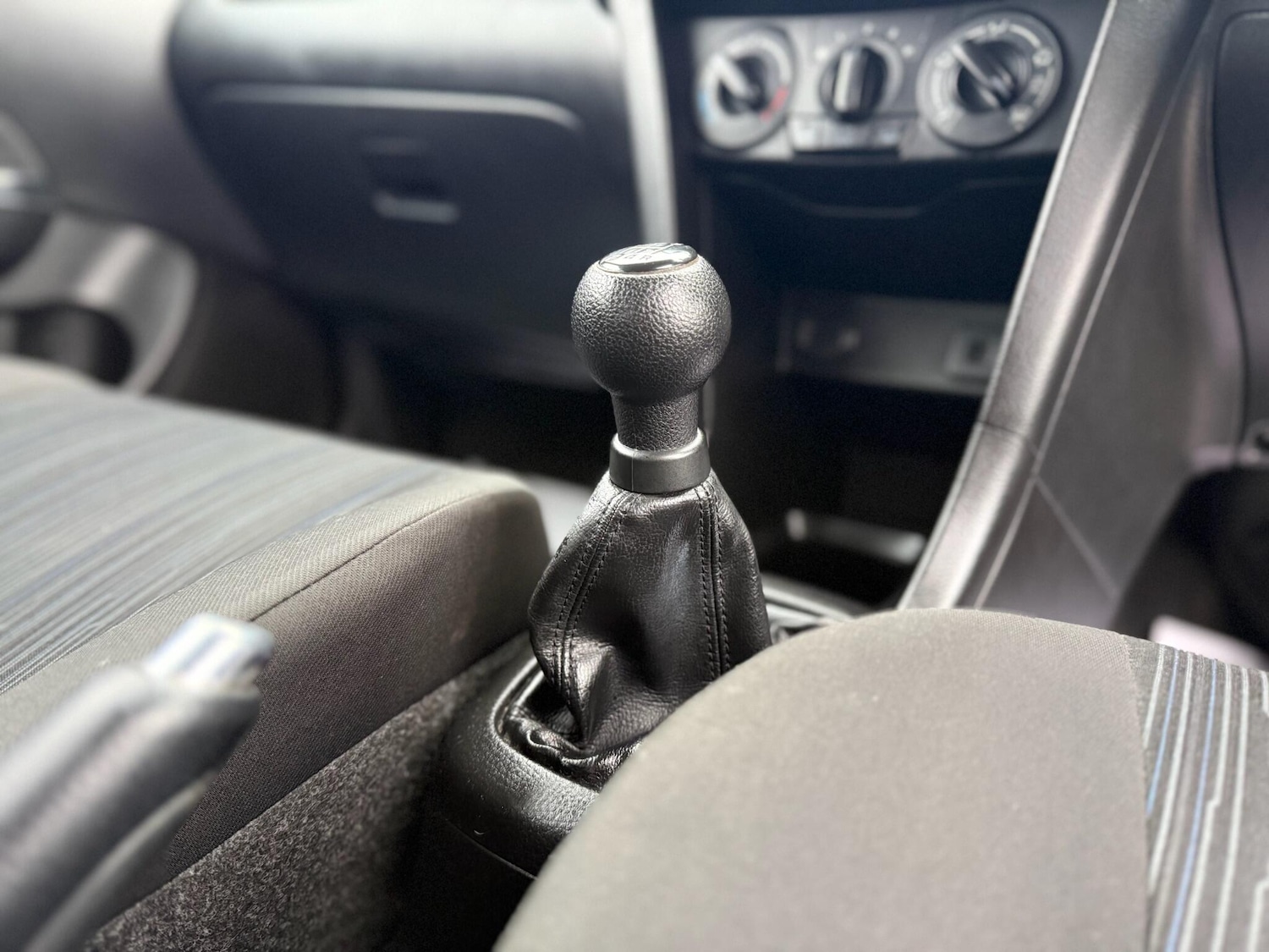 Used Suzuki Swift for sale - 77753356: Photo 16