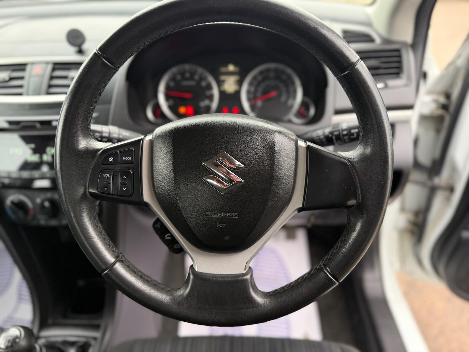 Used Suzuki Swift for sale - 77753356: Photo 57