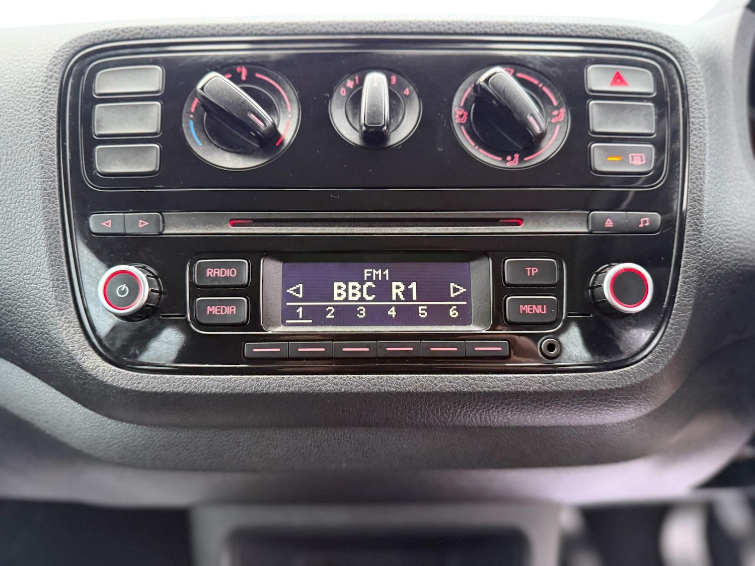 Used Volkswagen up! 2012 for sale - 77396040: Photo 34