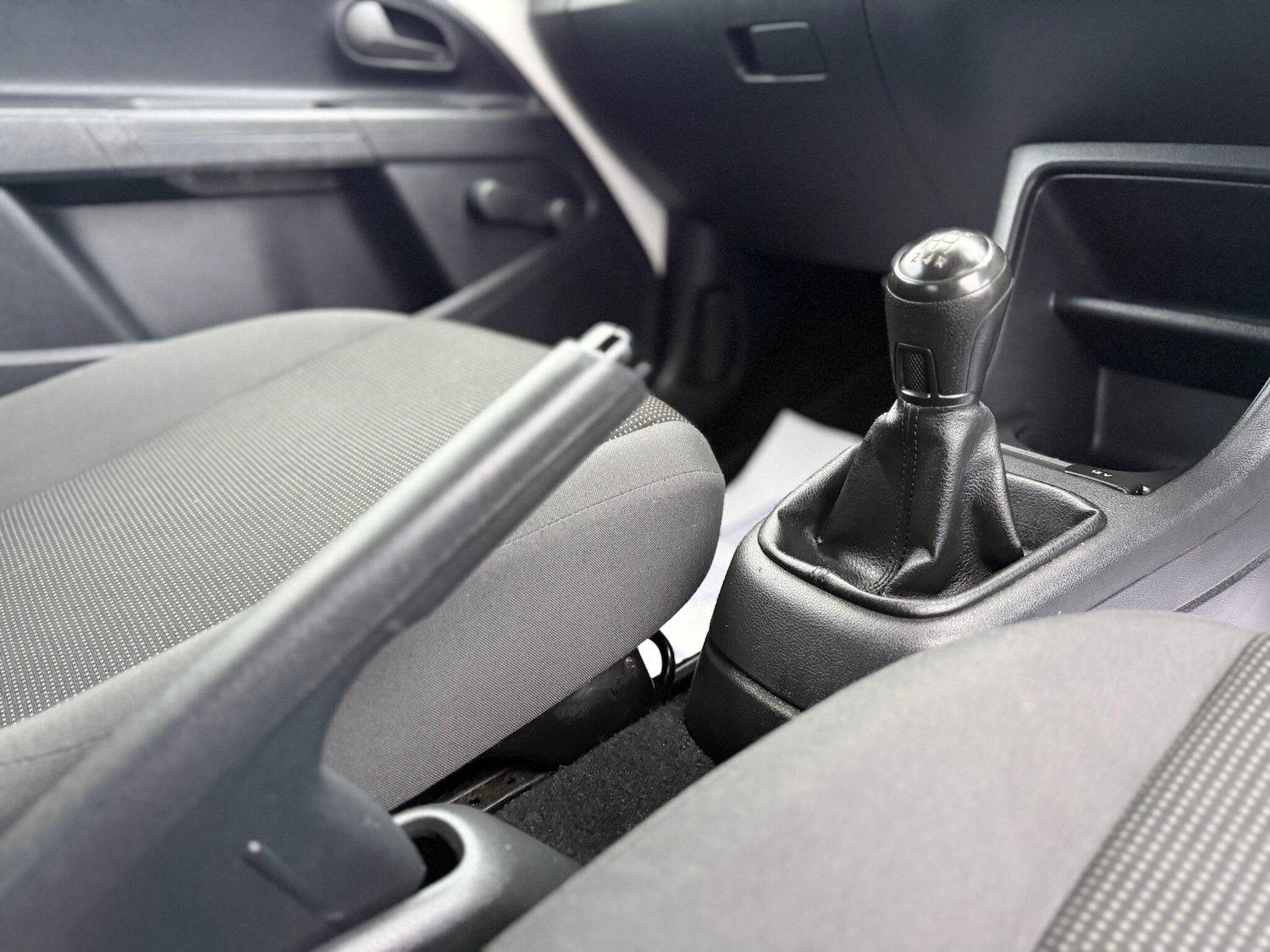 Used Volkswagen up! 2012 for sale - 77396040: Photo 39