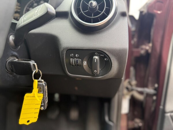 Used Audi A1 2012 for sale - 75635538: Photo 38
