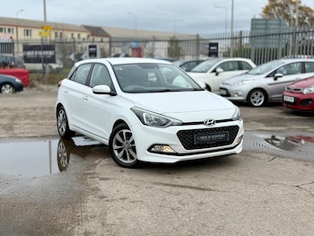 Used Hyundai i20 2016 for sale - 76584100: Photo