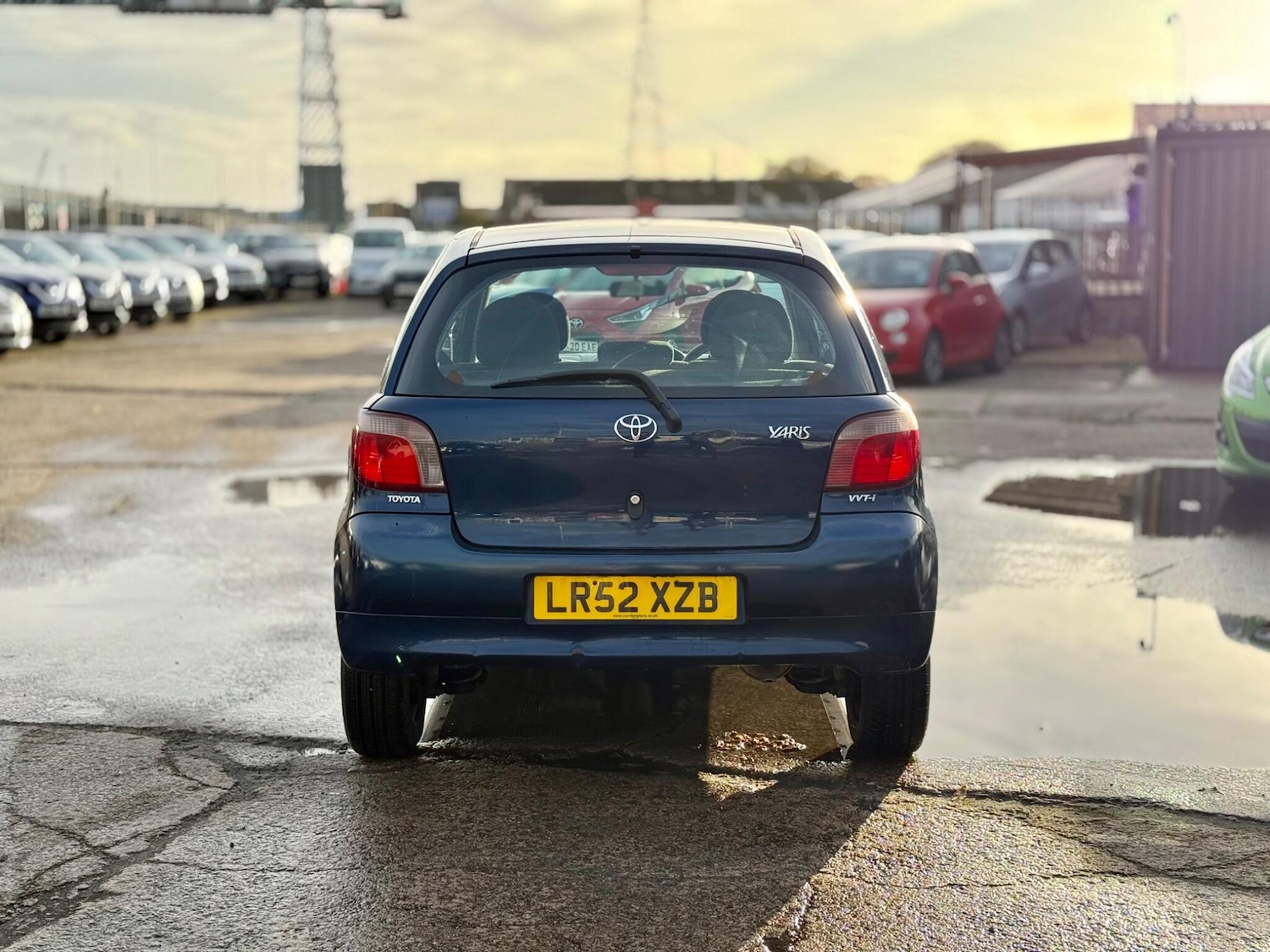 Used Toyota Yaris 2002 for sale - 76573111: Photo 12