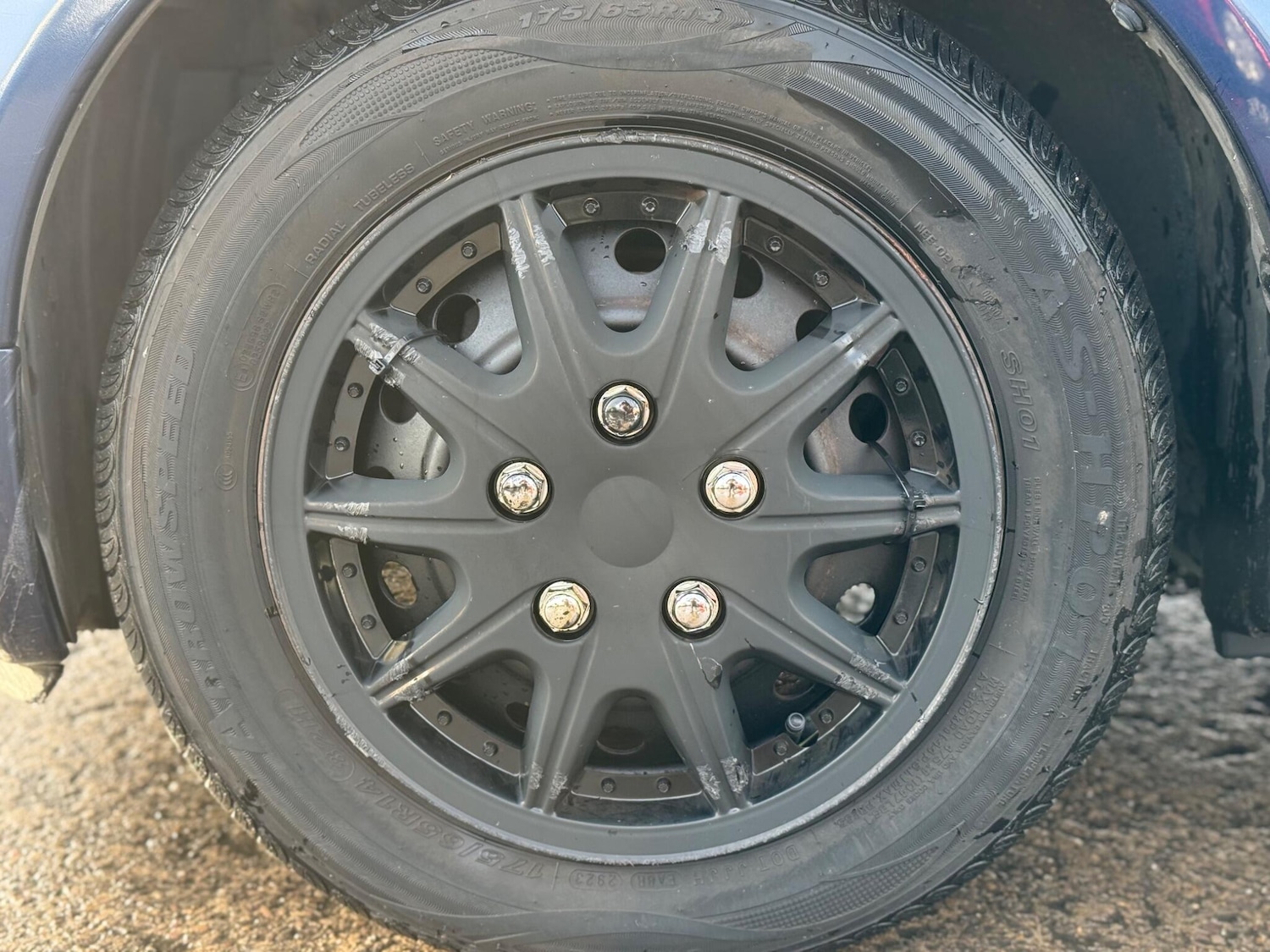 Used Toyota Yaris 2002 for sale - 76573111: Photo 22