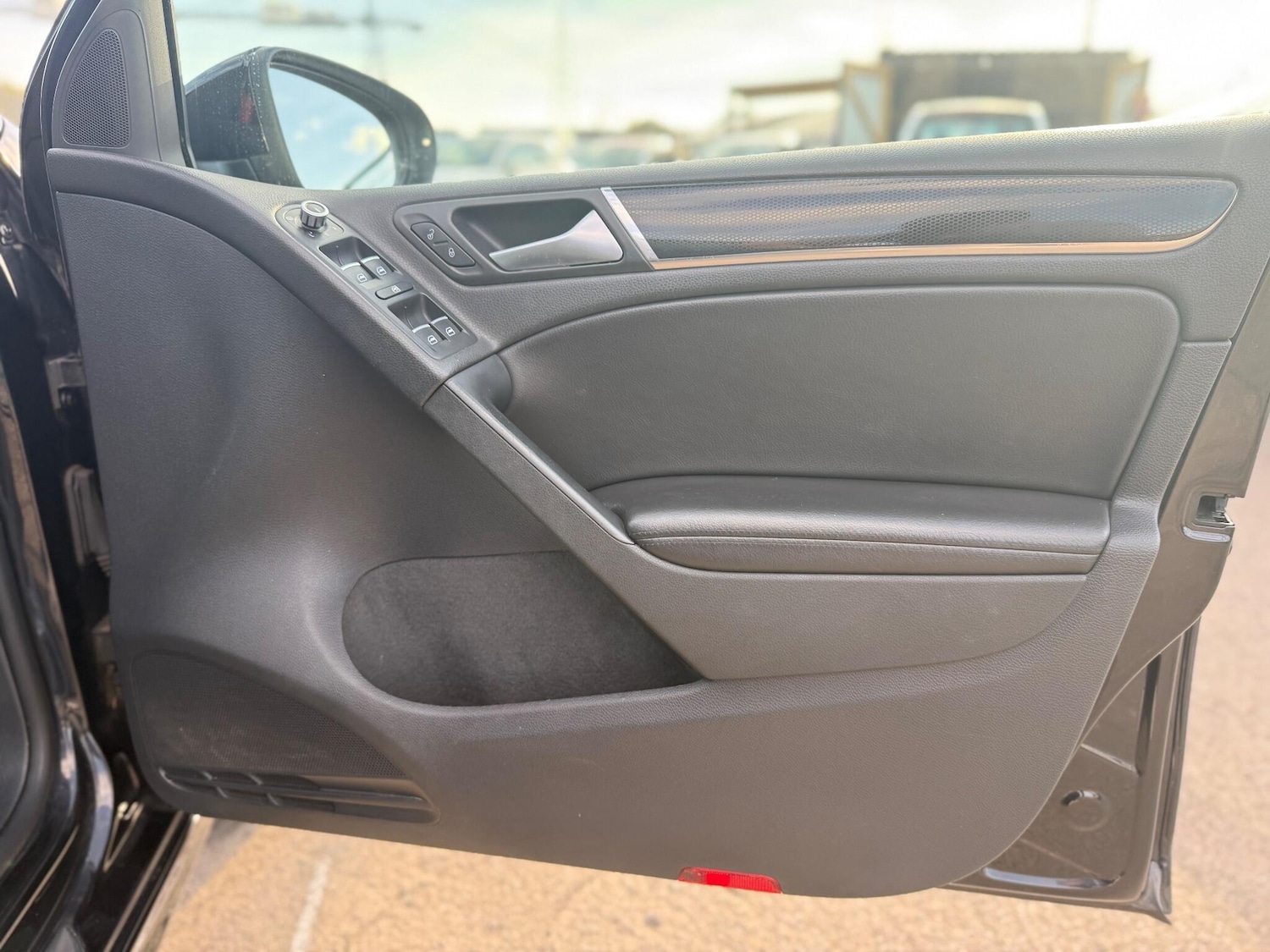 Used Volkswagen Golf 2012 for sale - 76457504: Photo 25