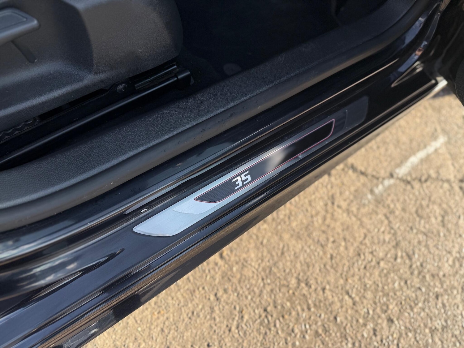 Used Volkswagen Golf 2012 for sale - 76457504: Photo 33