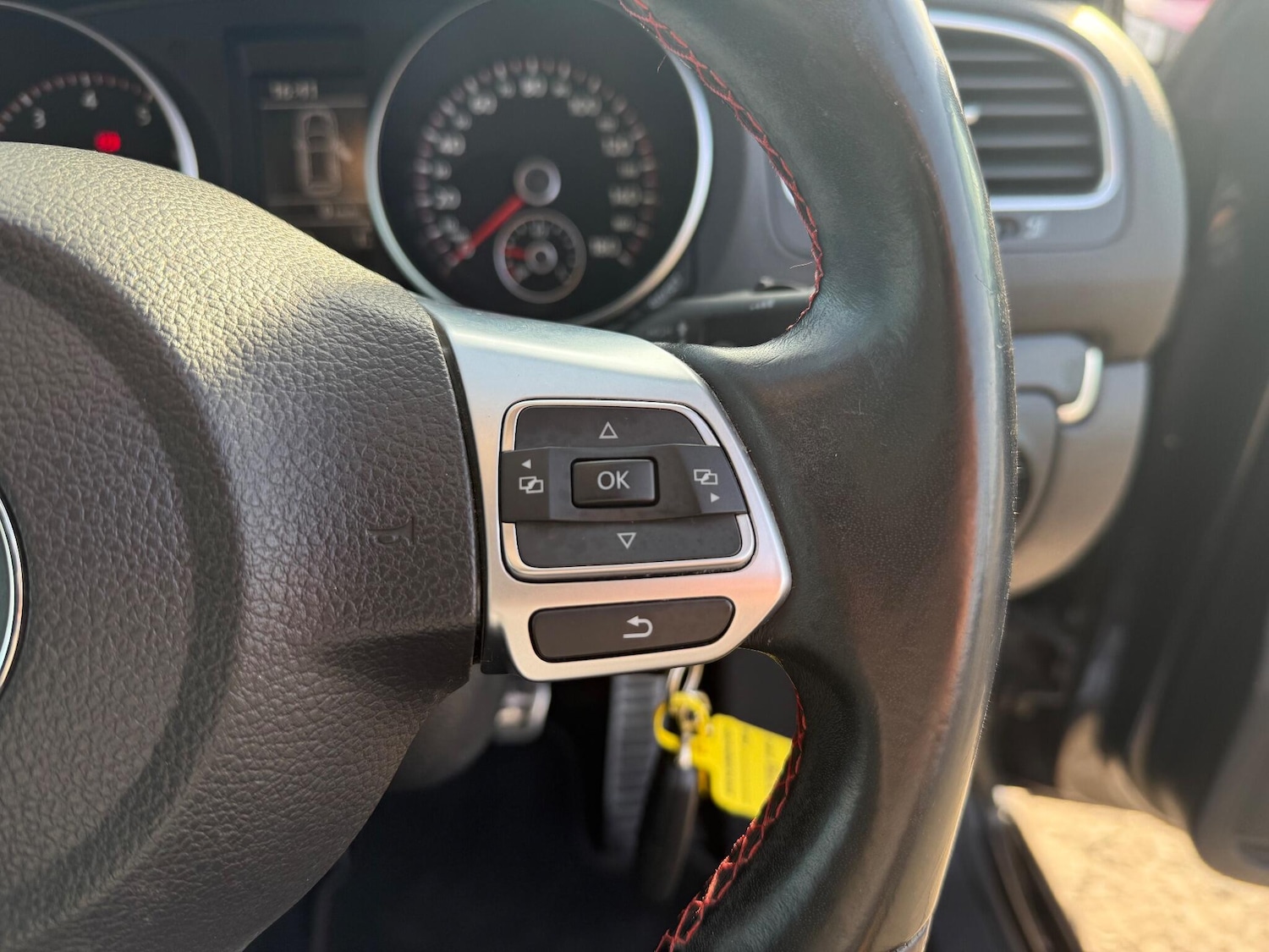 Used Volkswagen Golf 2012 for sale - 76457504: Photo 37