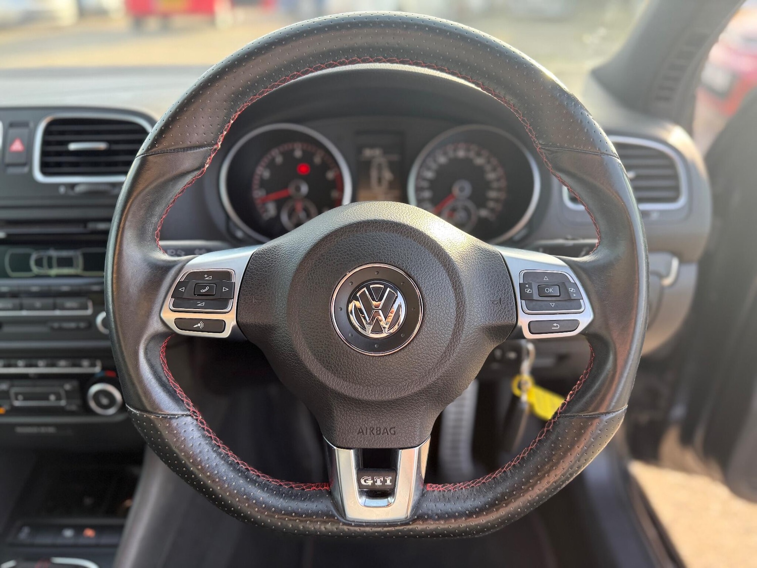 Used Volkswagen Golf 2012 for sale - 76457504: Photo 40