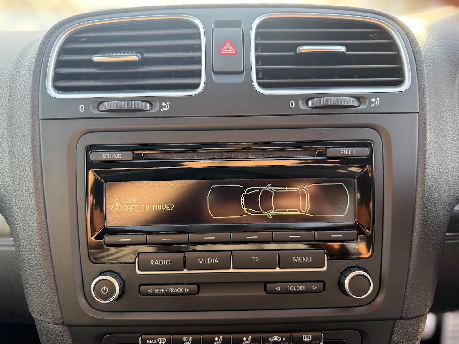 Used Volkswagen Golf 2012 for sale - 76457504: Photo 43