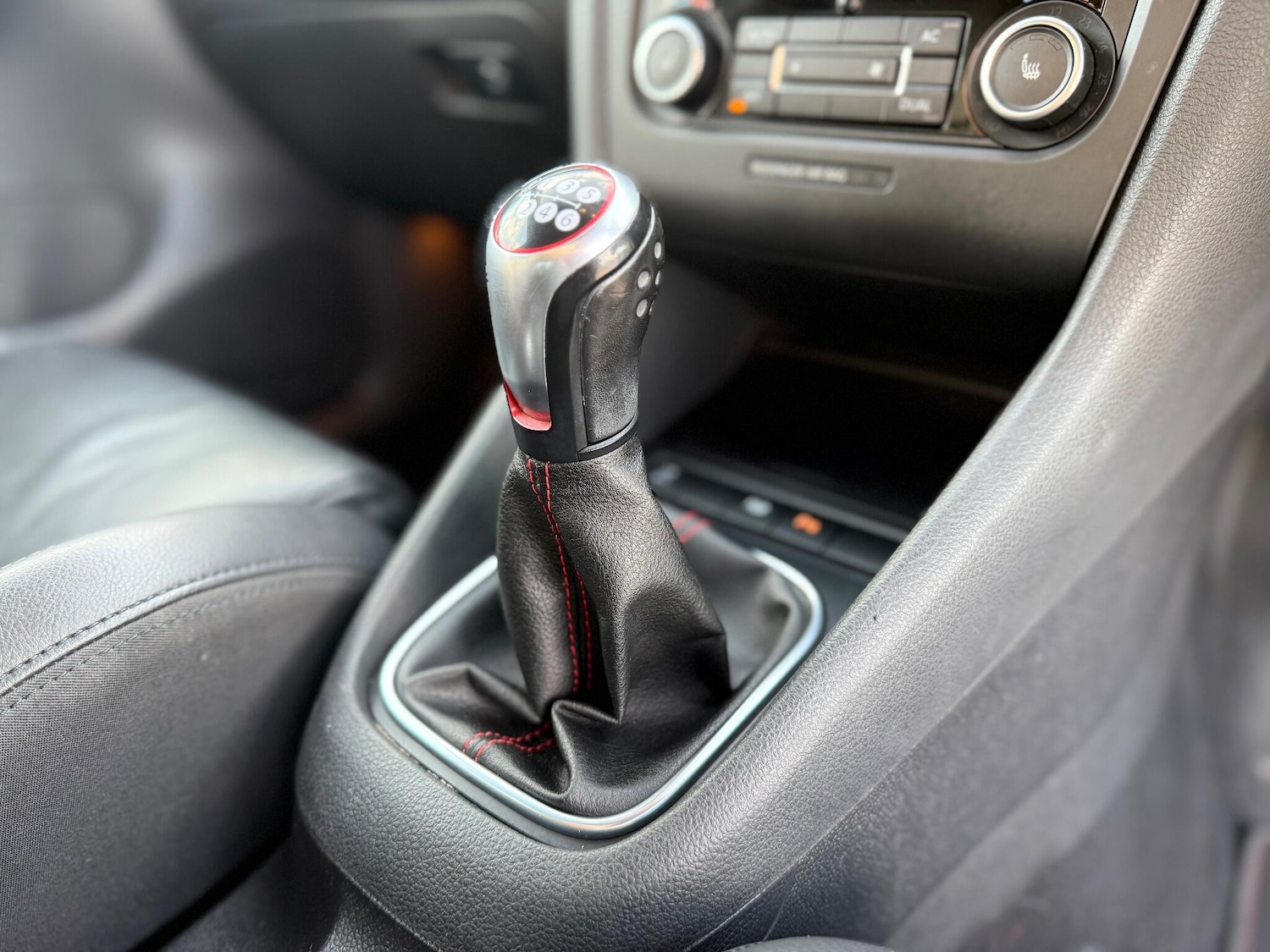 Used Volkswagen Golf 2012 for sale - 76457504: Photo 45