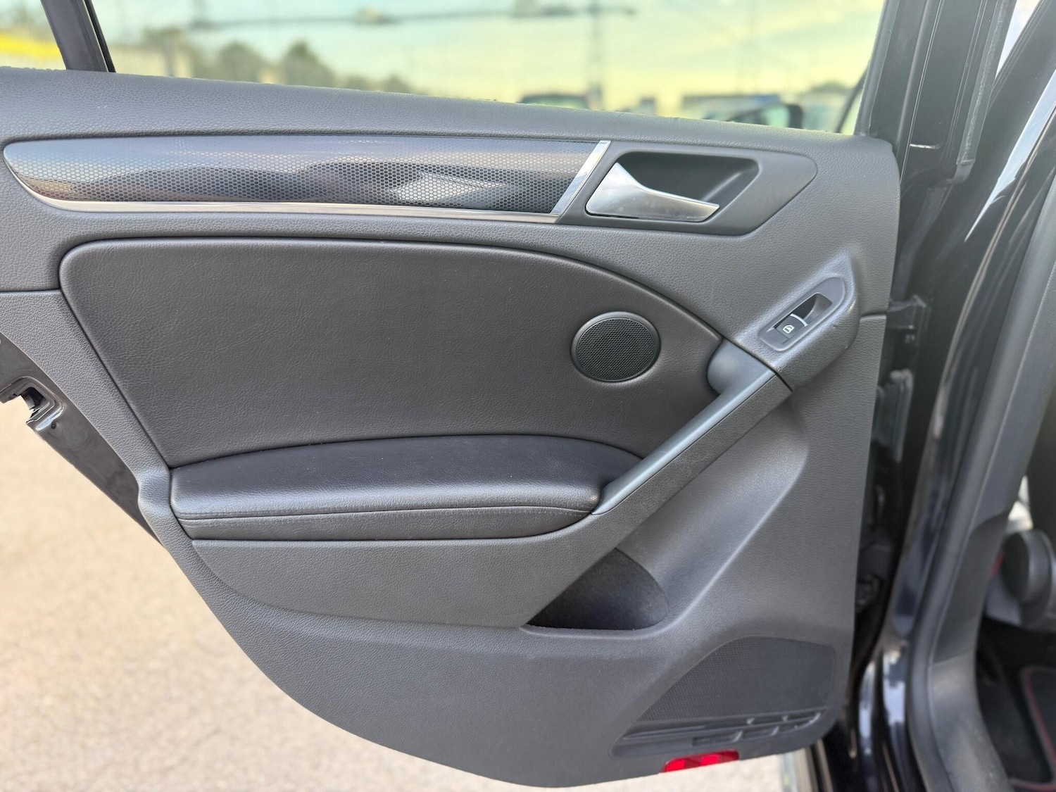 Used Volkswagen Golf 2012 for sale - 76457504: Photo 62