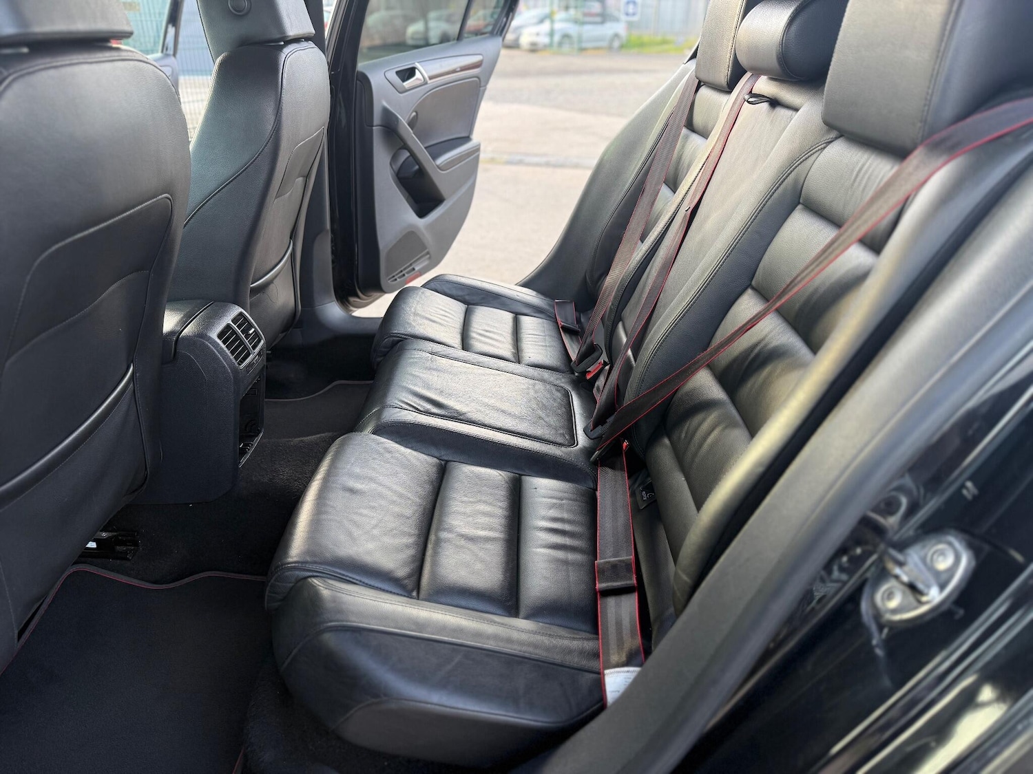 Used Volkswagen Golf 2012 for sale - 76457504: Photo 63