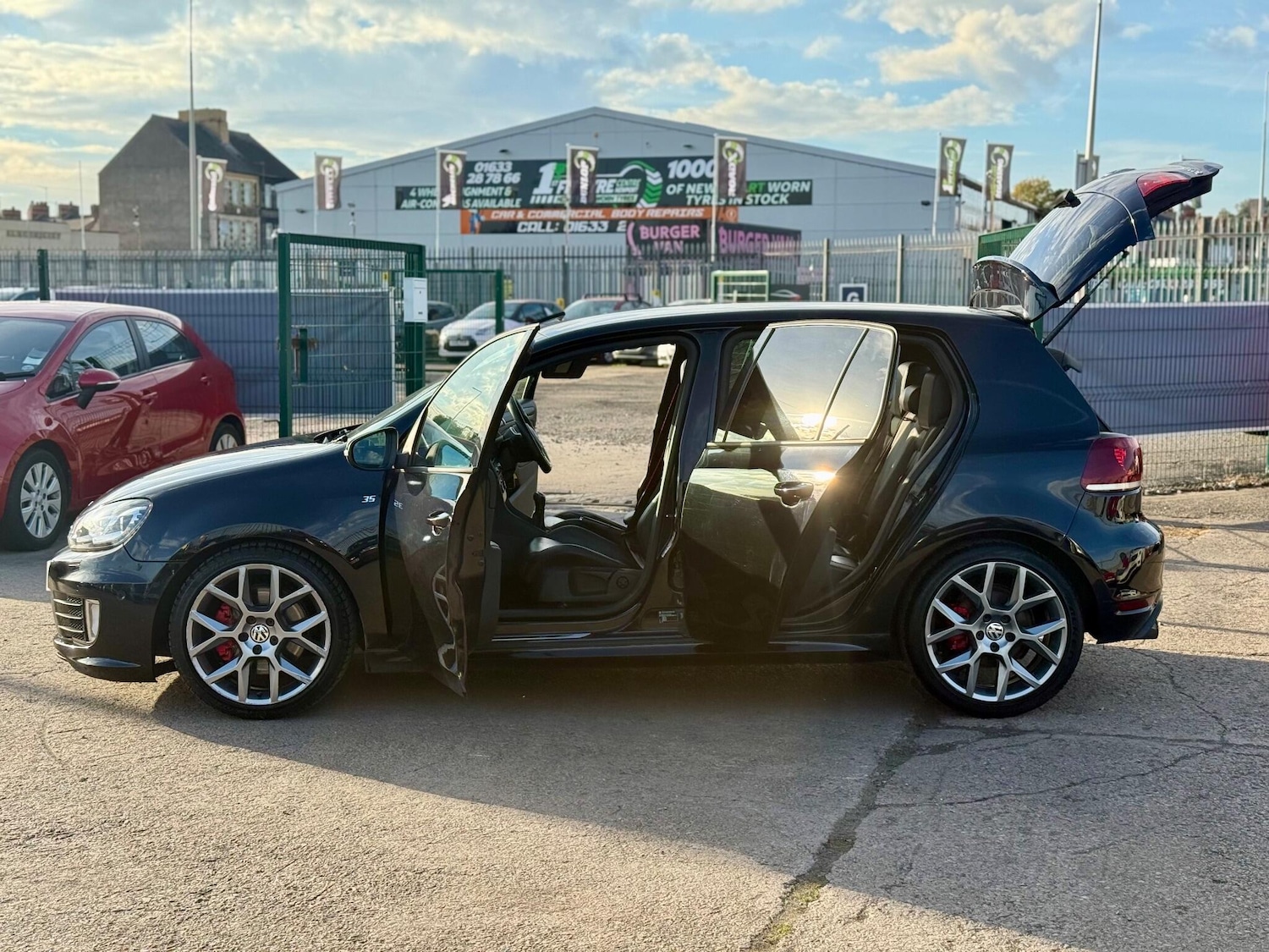 Used Volkswagen Golf 2012 for sale - 76457504: Photo 75