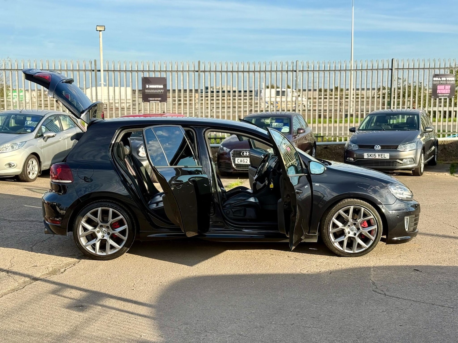 Used Volkswagen Golf 2012 for sale - 76457504: Photo 77