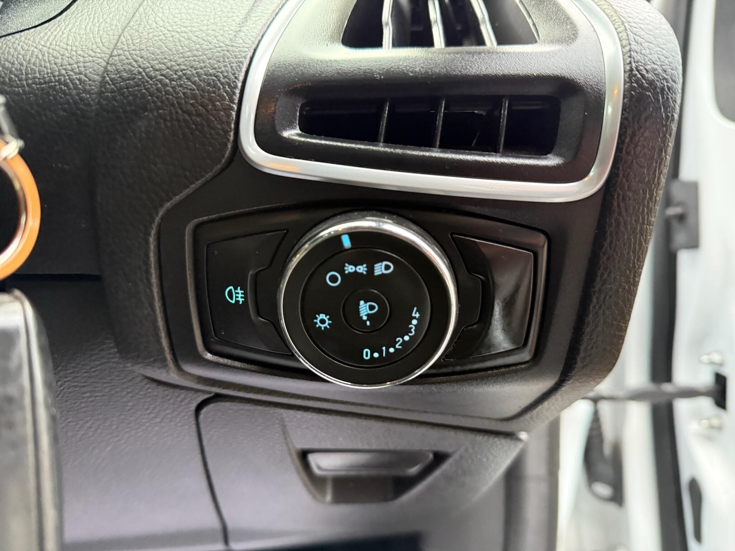 Used Ford Focus 2012 for sale - 77330406: Photo 25