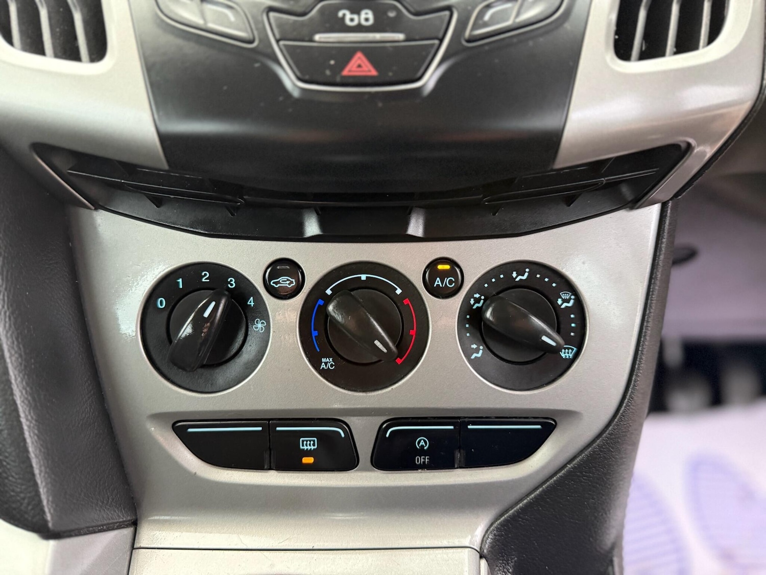 Used Ford Focus 2012 for sale - 77330406: Photo 35