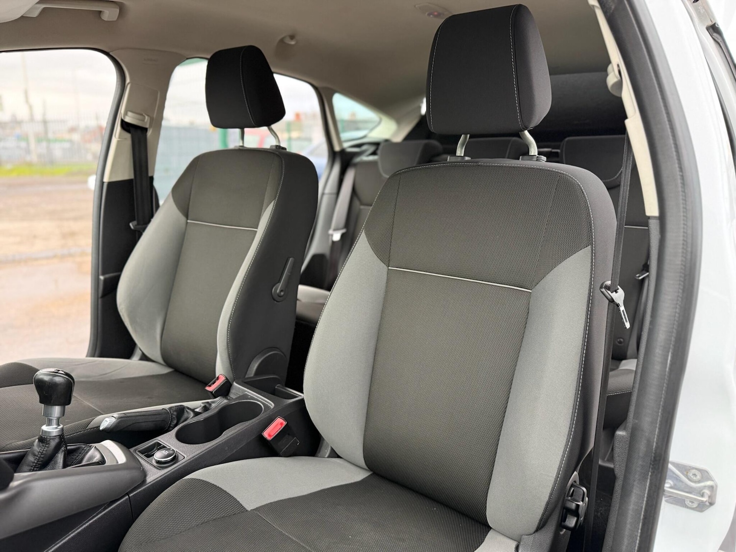 Used Ford Focus 2012 for sale - 77330406: Photo 64