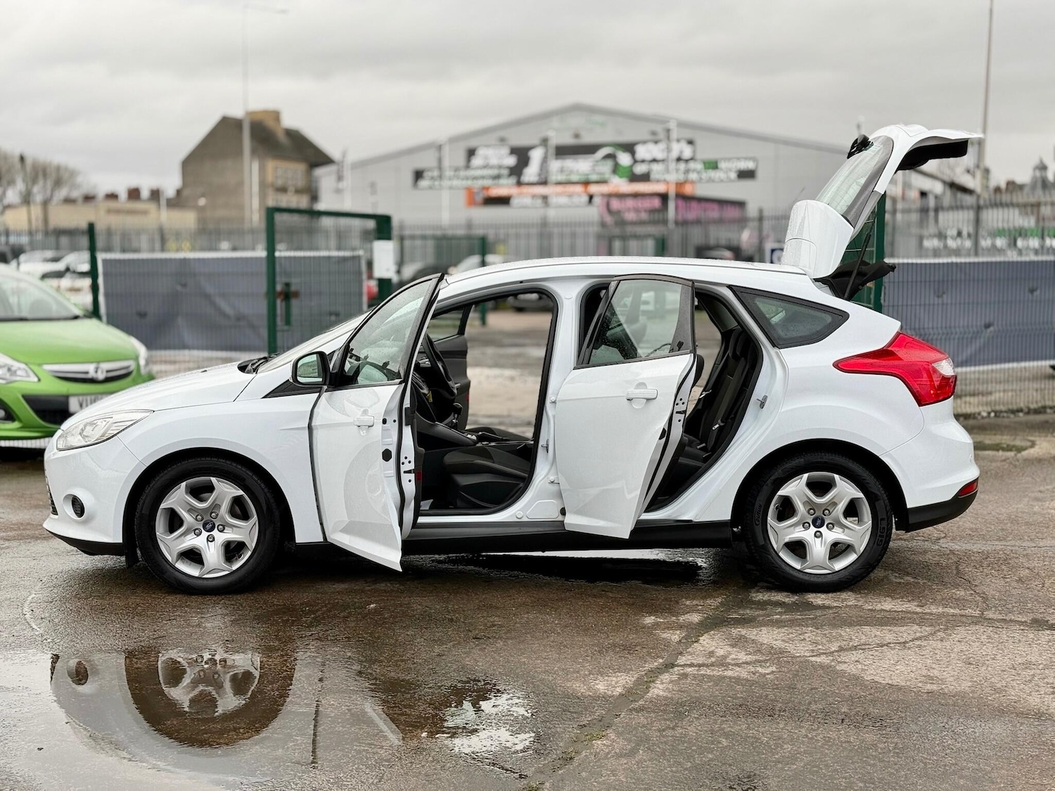 Used Ford Focus 2012 for sale - 77330406: Photo 71